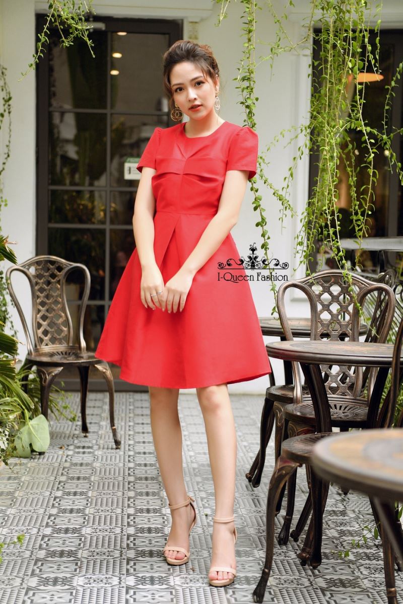 10 mẫu váy đầm phối màu đẹp cho các nàng công sở