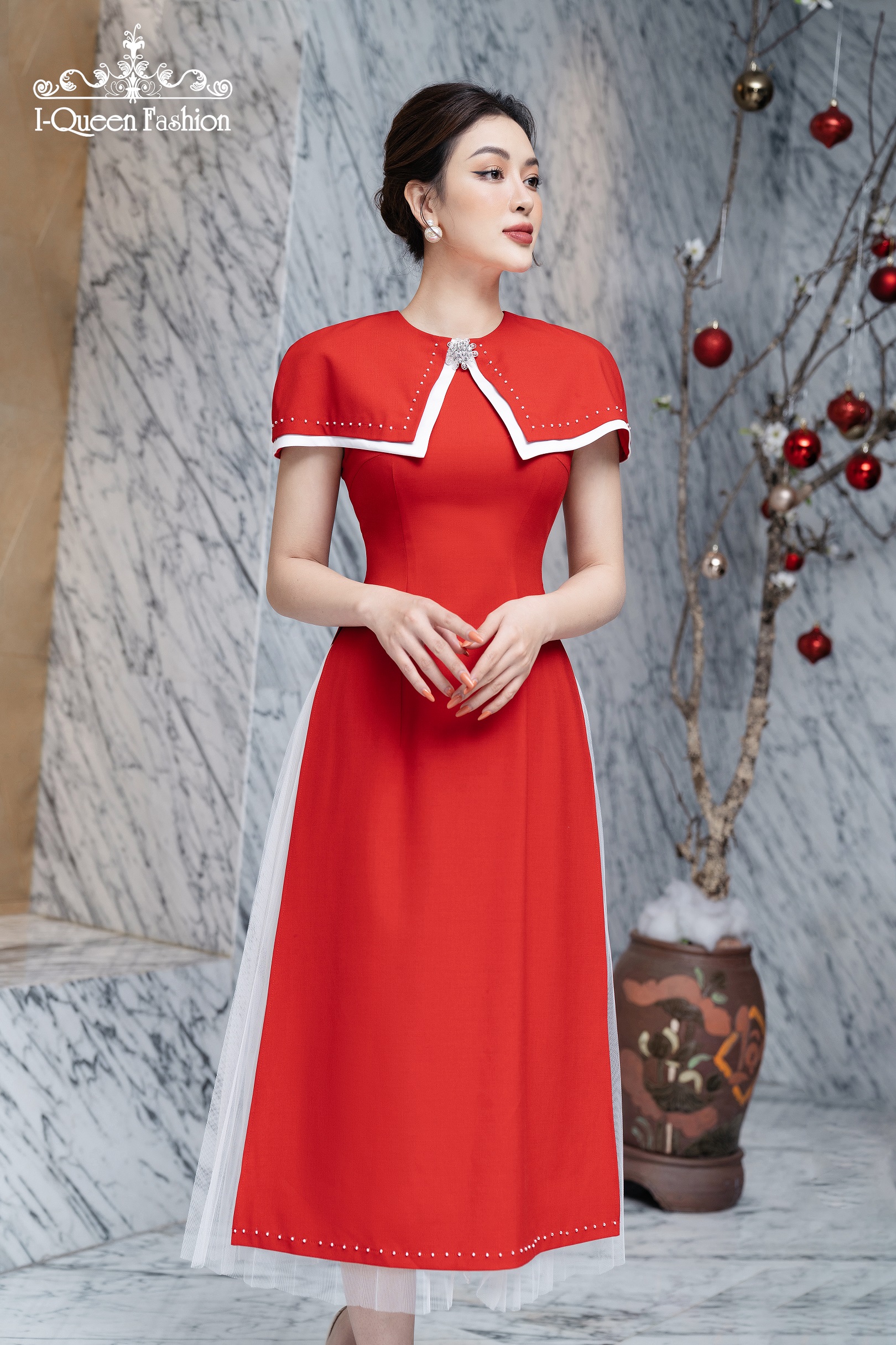 Đầm xòe đỏ tay dài cổ trụ xinh xắn (kèm belt) - Hàng đẹp với giá tốt nhất