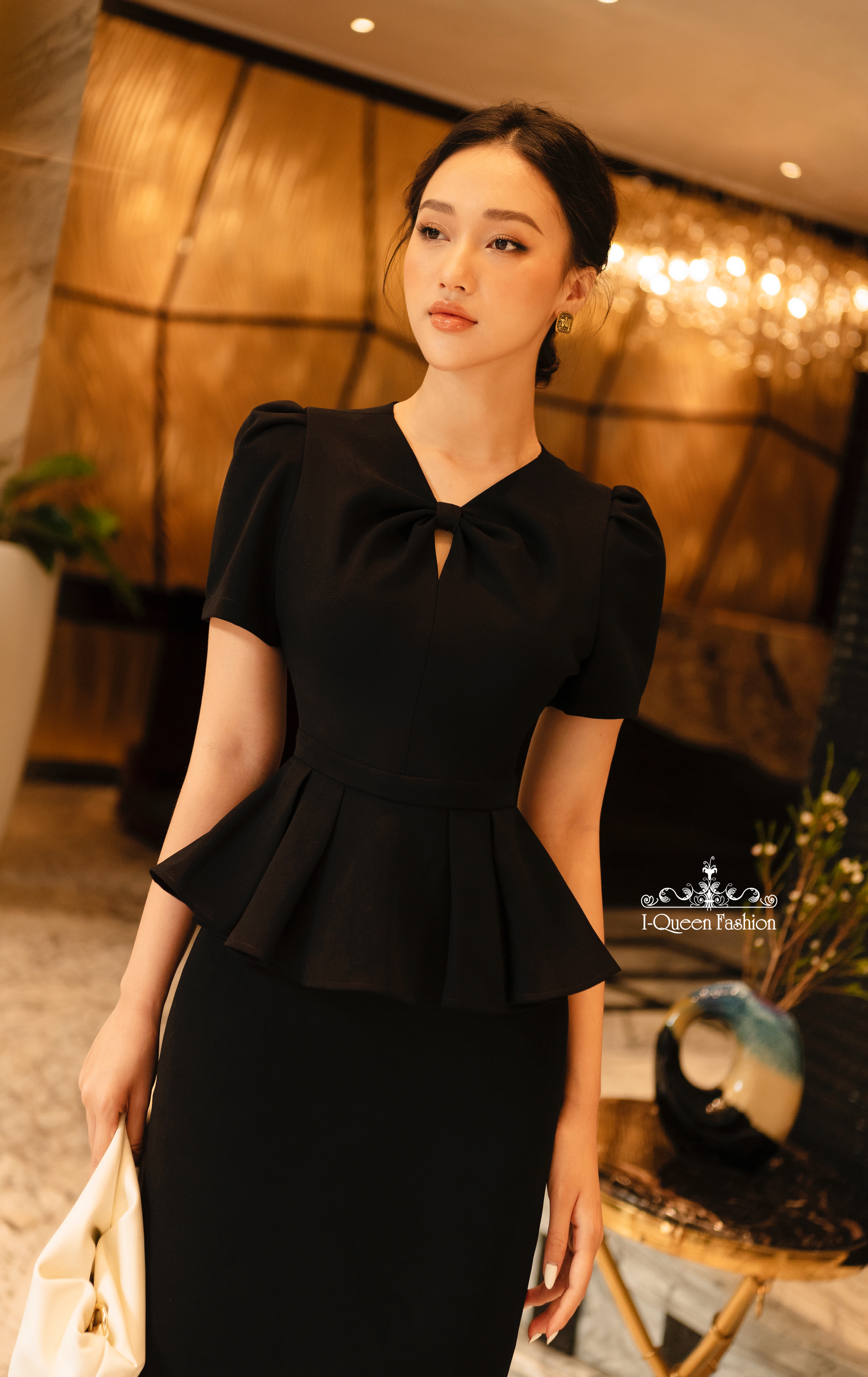 Đầm đen xòe thiết kế buộc nơ cách điệu V1784  DVC Fashion