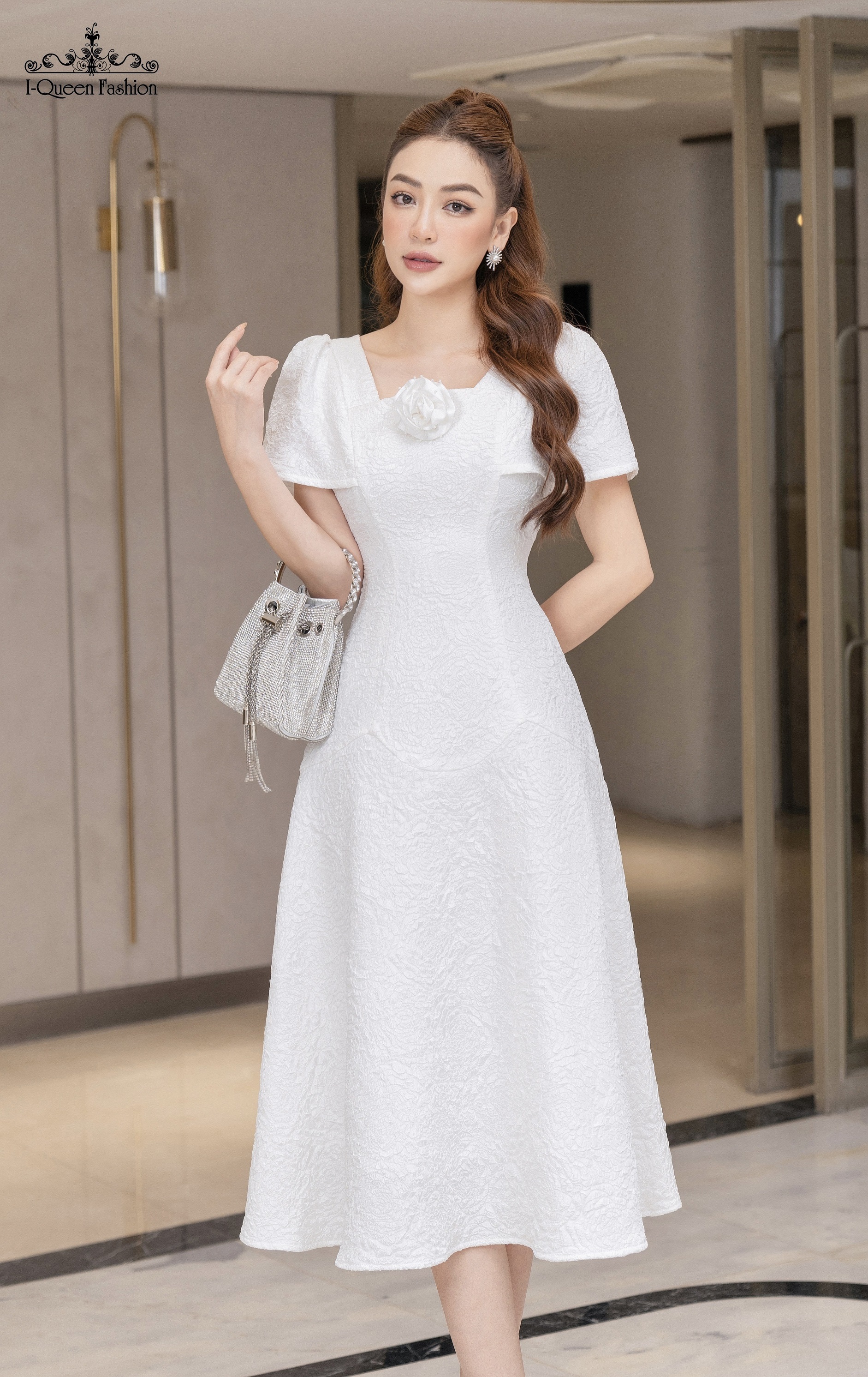 Váy xòe xốp trắng hoa - 3837
